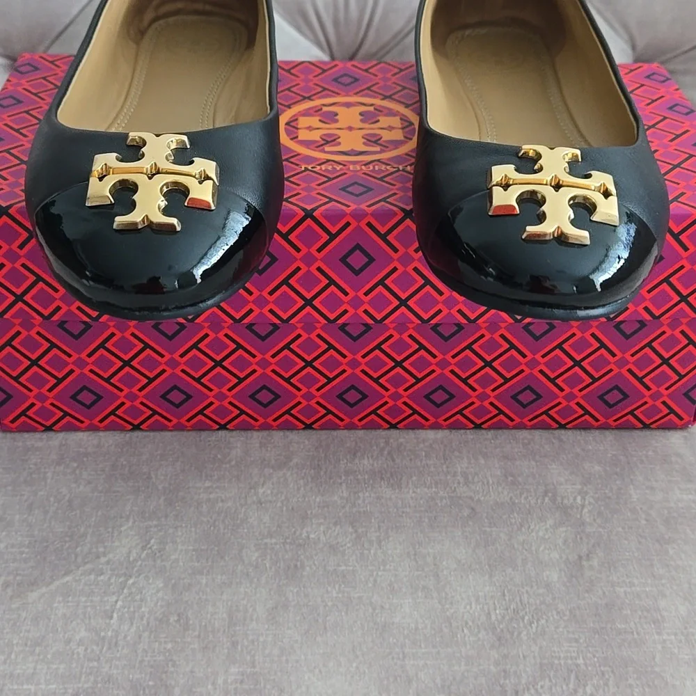 Tory Burch Everly Ballet Flats, Black Nappa Leather/Patent Leather, Size 5.5 - Picture 4 of 11